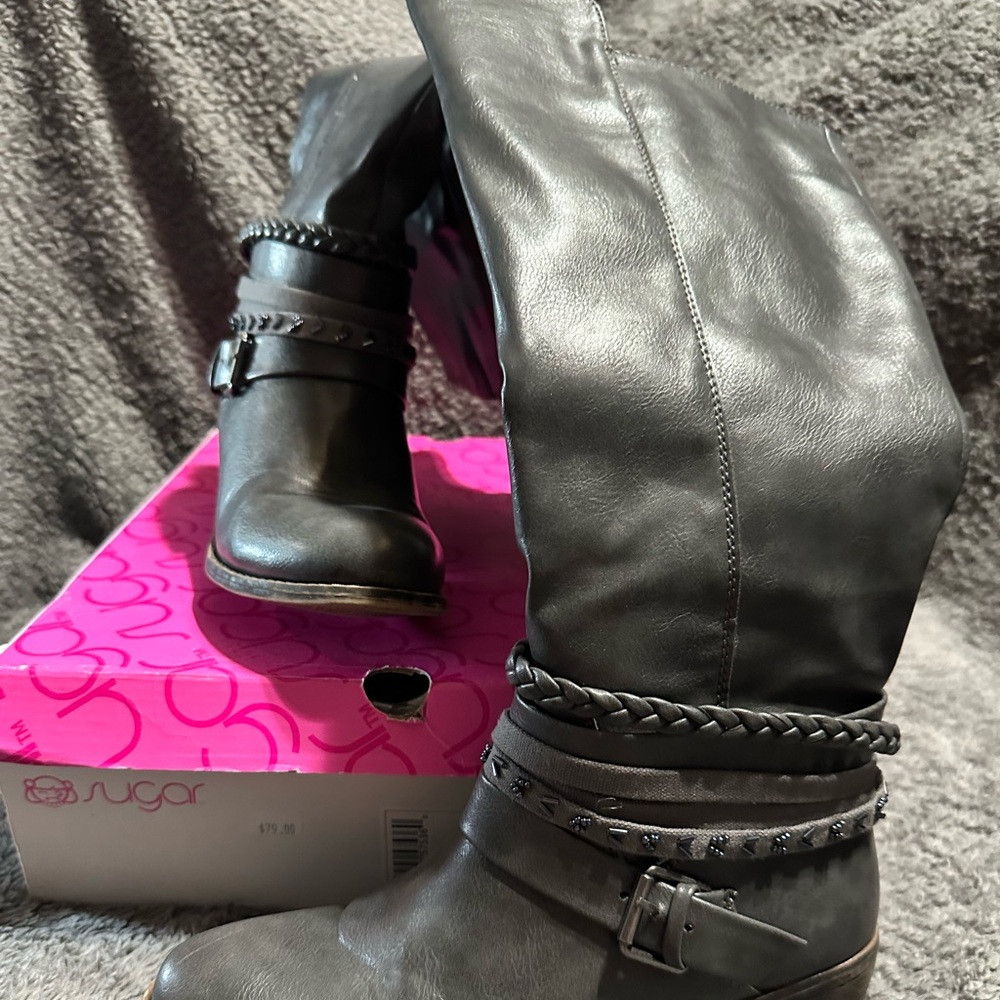 Sugar Womens Sgr-Tumble Grey Boots size 6 EUC